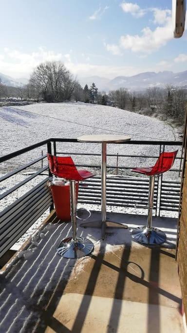 Balcons Du Royans.Logement Entier Piscine Saint-Jean-en-Royans Exterior foto